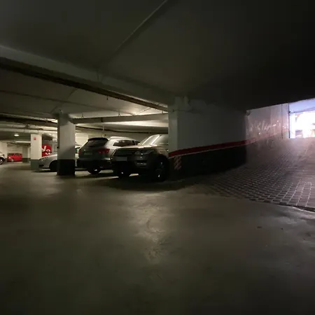 Boutique Valbuena By Aroom Laboral, Academica O Medica * León