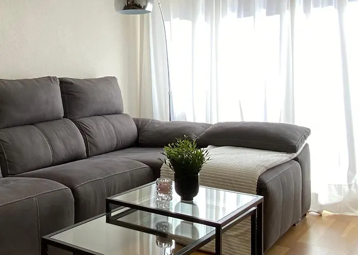 Apartment Boutique Valbuena By Aroom Laboral, Academica O Medica