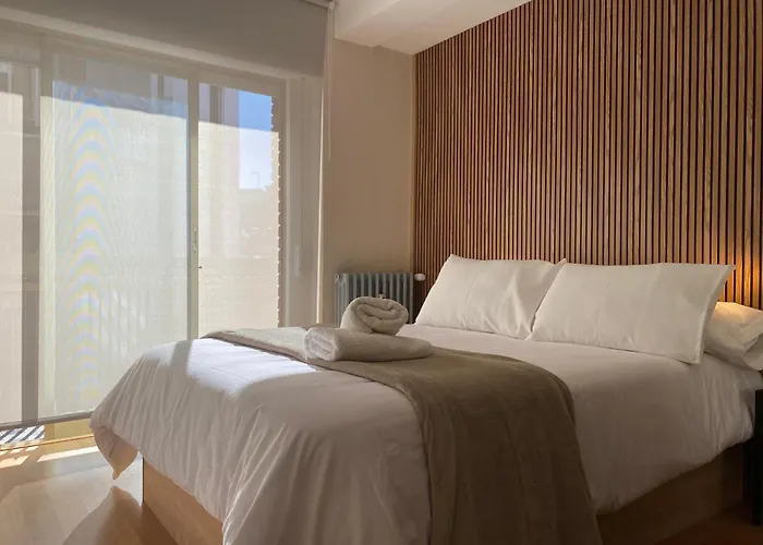 Apartment Boutique Valbuena By Aroom Laboral, Academica O Medica